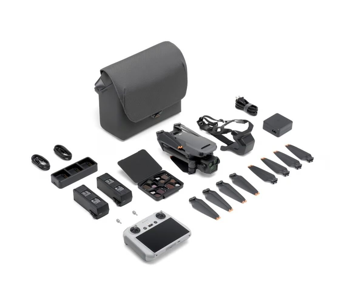 Djı Mavic 3 Pro Fly More Combo (DJI RC)