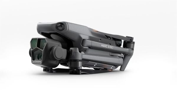 Djı Mavic 3 Pro Fly More Combo (DJI RC)